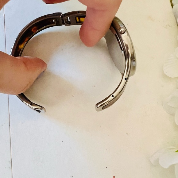 Narmi Tortoise Shell Cuff Watch - Picture 9 of 10